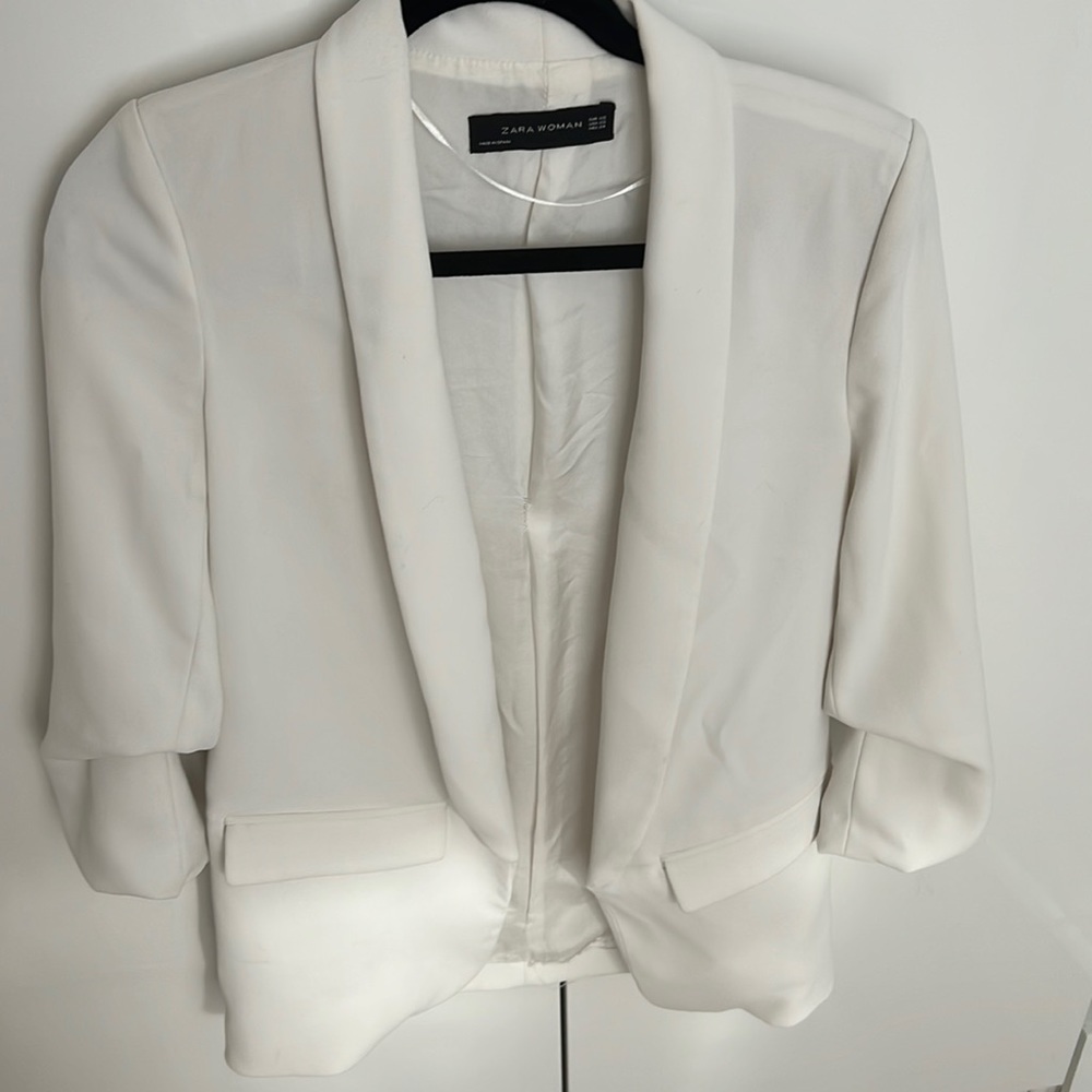 White Zara blazer